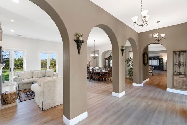 2105 Timneh Court, Oceanside, CA 92057