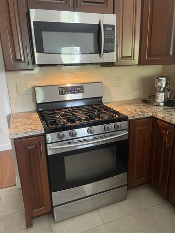 130 Trail E, Etna, OH 43062