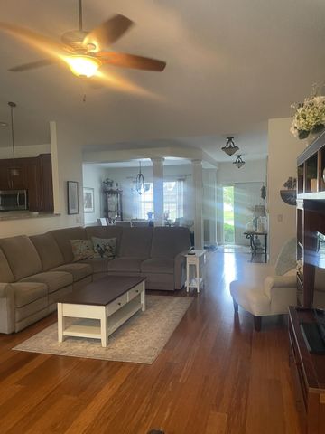 130 Trail E, Etna, OH 43062