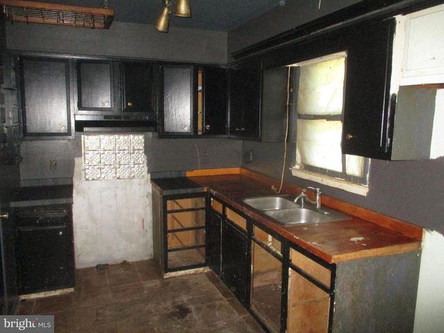 49 CRESTWOOD DR, Elkton, MD 21921