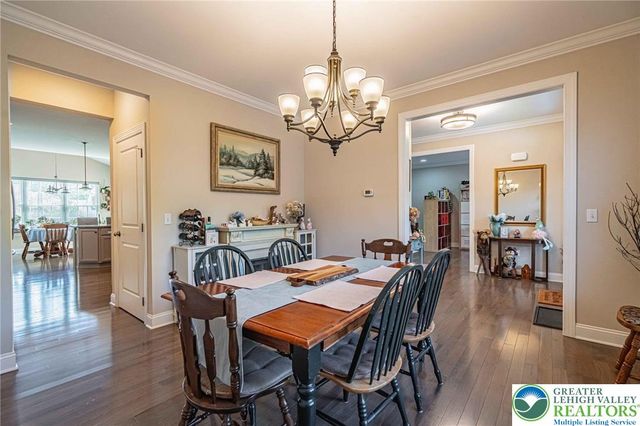 1050 Kressler Road, Lower Macungie Twp, PA 18103