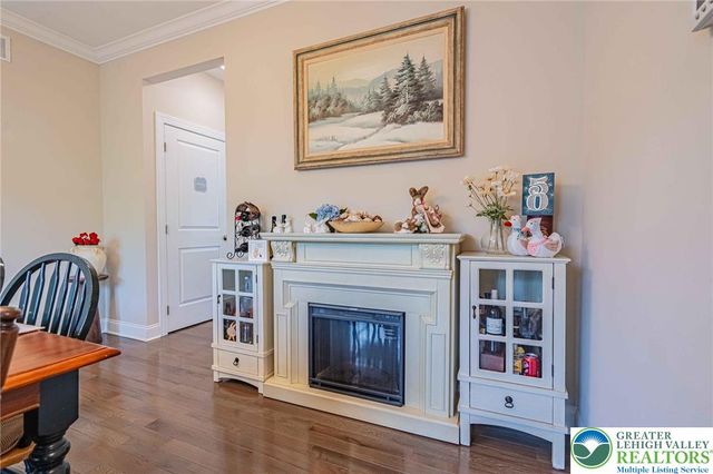 1050 Kressler Road, Lower Macungie Twp, PA 18103