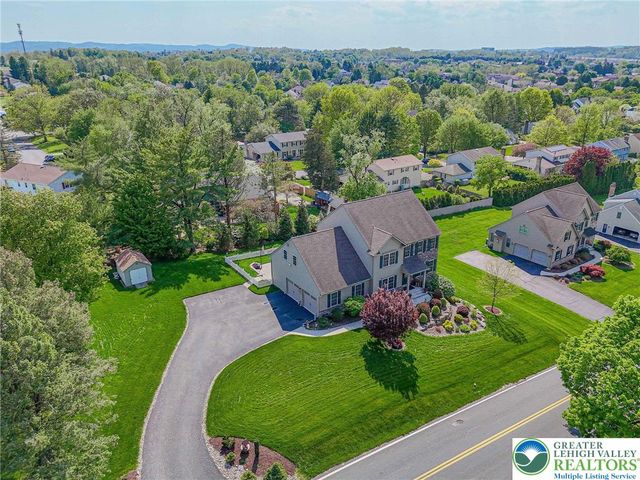 1050 Kressler Road, Lower Macungie Twp, PA 18103