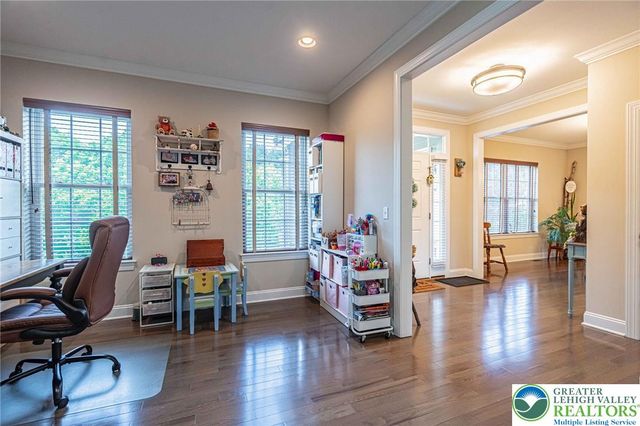1050 Kressler Road, Lower Macungie Twp, PA 18103