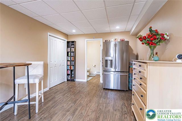 1050 Kressler Road, Lower Macungie Twp, PA 18103