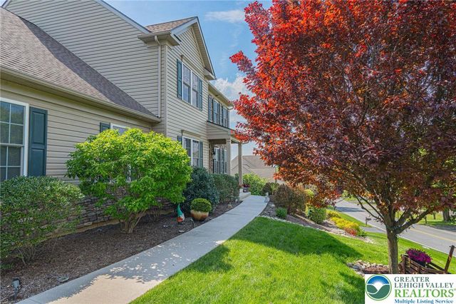 1050 Kressler Road, Lower Macungie Twp, PA 18103