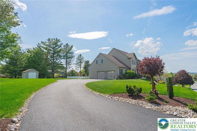 1050 Kressler Road, Lower Macungie Twp, PA 18103