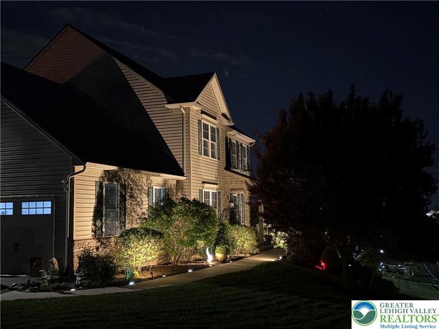 1050 Kressler Road, Lower Macungie Twp, PA 18103