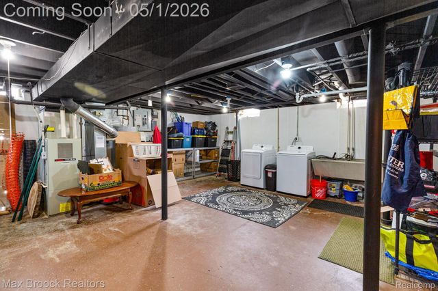3818 EDGELAND Avenue, Royal Oak, MI 48073