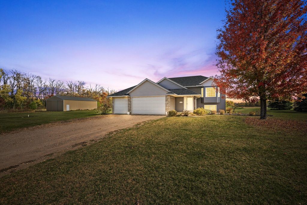 46983 James Avenue, Harris, MN 55032 — exterior