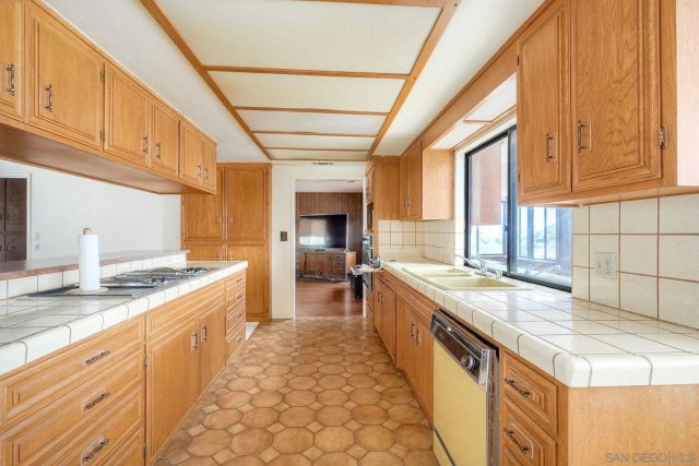 30620 Miller Rd, Valley Center, CA 92082
