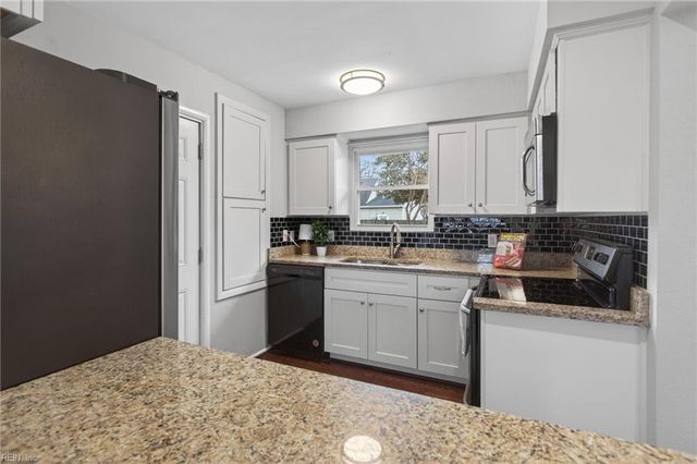 561 Rose Marie AVE, Virginia Beach, VA 23462