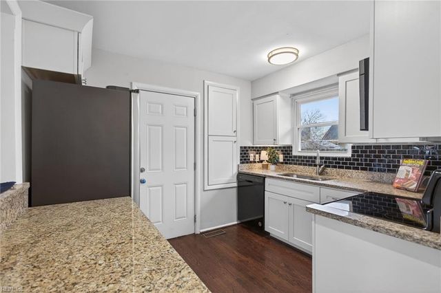 561 Rose Marie AVE, Virginia Beach, VA 23462