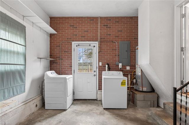 561 Rose Marie AVE, Virginia Beach, VA 23462