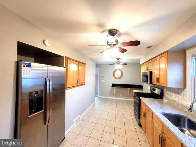 114 ELLIS AVE, Berlin, NJ 08009