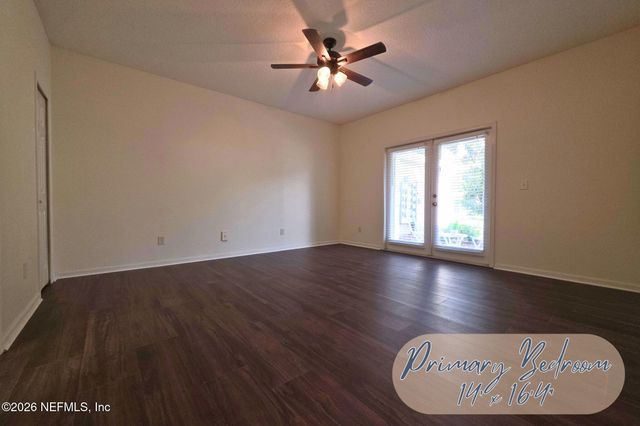 22 JARDIN DE MER Place 22, Jacksonville Beach, FL 32250
