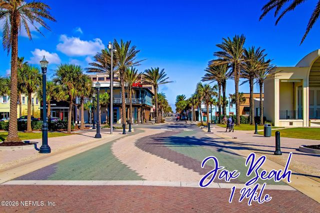 22 JARDIN DE MER Place 22, Jacksonville Beach, FL 32250