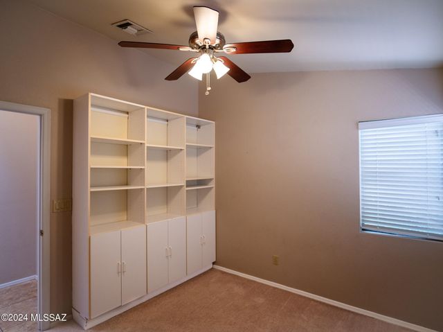 5471 N Vía Umbrosa, Tucson, AZ 85750