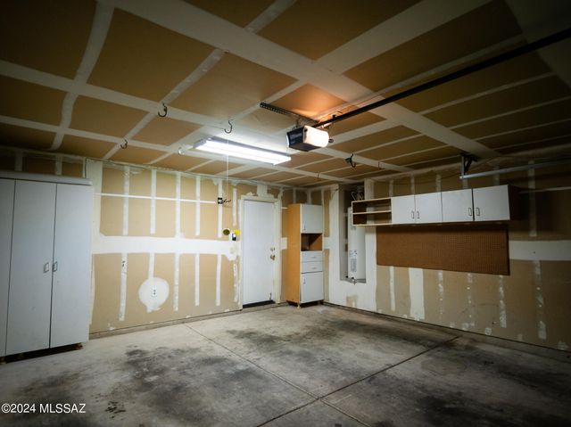 5471 N Vía Umbrosa, Tucson, AZ 85750