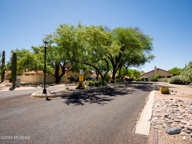5471 N Vía Umbrosa, Tucson, AZ 85750