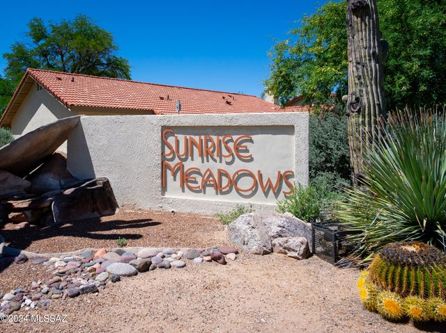 5471 N Vía Umbrosa, Tucson, AZ 85750