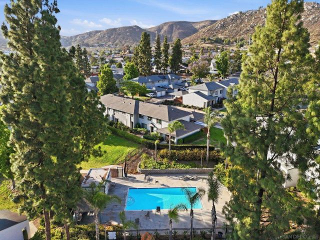 10320 Del Coronado Ln, Santee, CA 92071