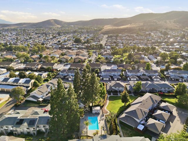 10320 Del Coronado Ln, Santee, CA 92071