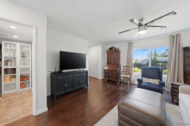 10320 Del Coronado Ln, Santee, CA 92071