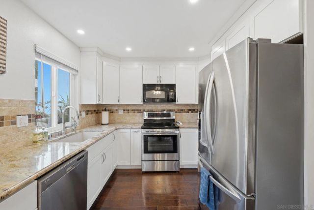10320 Del Coronado Ln, Santee, CA 92071