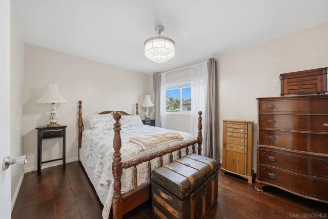 10320 Del Coronado Ln, Santee, CA 92071