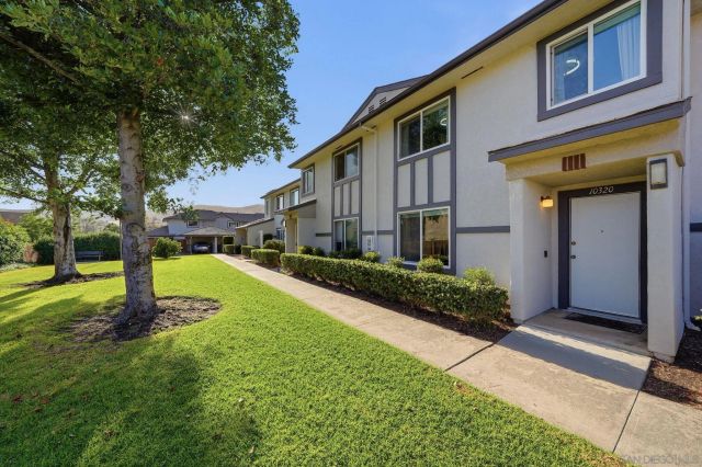 10320 Del Coronado Ln, Santee, CA 92071