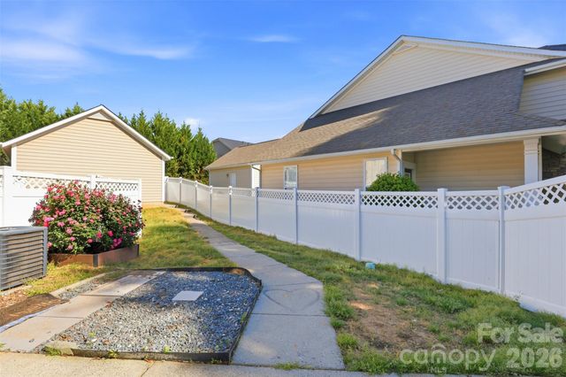 8000 Whitehawk Hill Road, Waxhaw, NC 28173