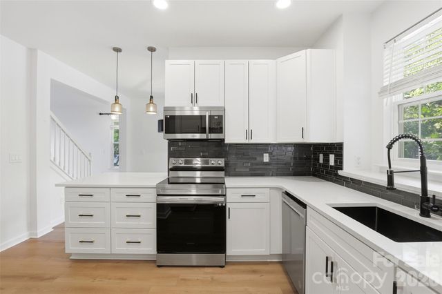 8000 Whitehawk Hill Road, Waxhaw, NC 28173