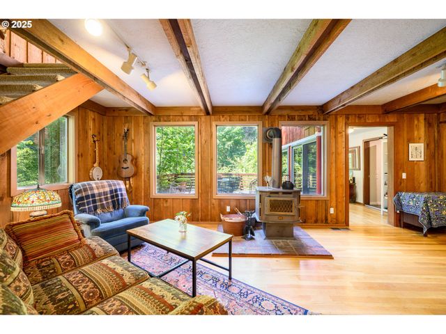 9920 Sw GILBERT CREEK Rd, Willamina, OR 97396