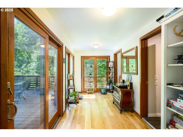 9920 Sw GILBERT CREEK Rd, Willamina, OR 97396