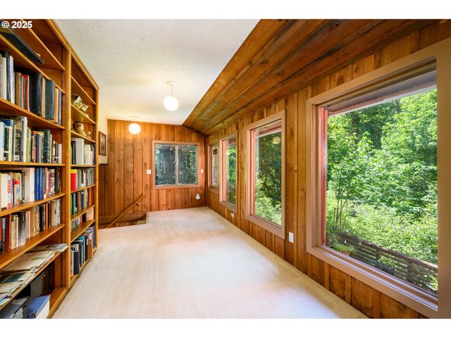 9920 Sw GILBERT CREEK Rd, Willamina, OR 97396