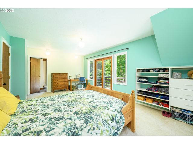 9920 Sw GILBERT CREEK Rd, Willamina, OR 97396