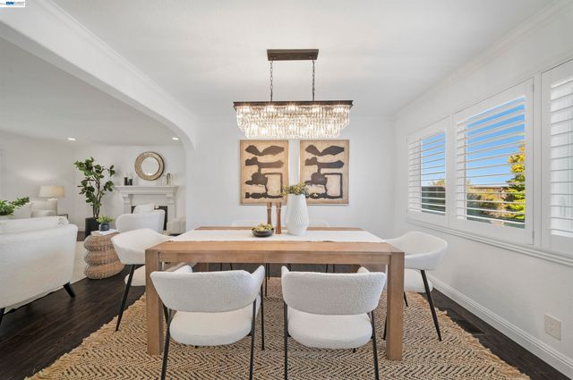 7420 Hansen Dr, Dublin, CA 94568