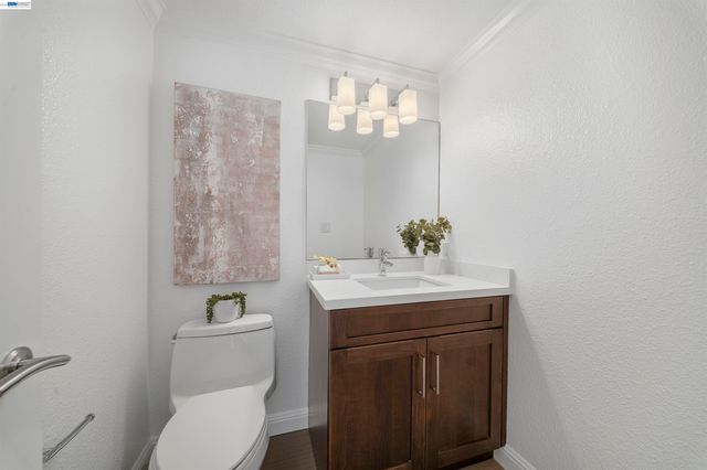 7420 Hansen Dr, Dublin, CA 94568