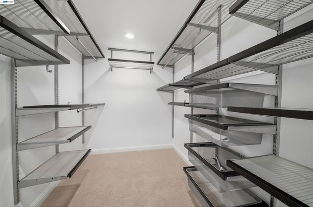 7420 Hansen Dr, Dublin, CA 94568