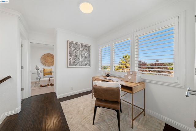 7420 Hansen Dr, Dublin, CA 94568