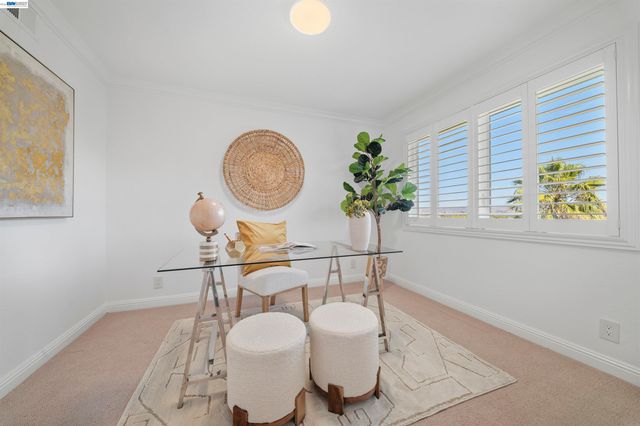 7420 Hansen Dr, Dublin, CA 94568