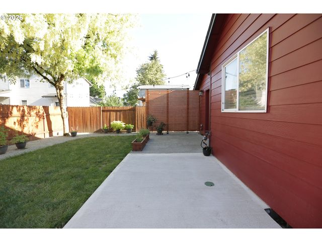 3615 T St, Vancouver, WA 98663