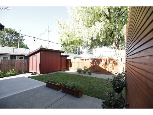 3615 T St, Vancouver, WA 98663