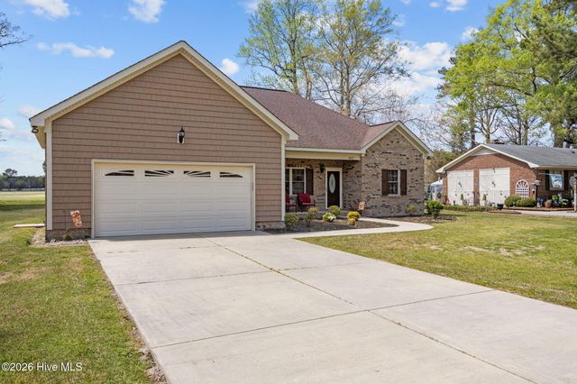 483 Central Drive, Snow Hill, NC 28580