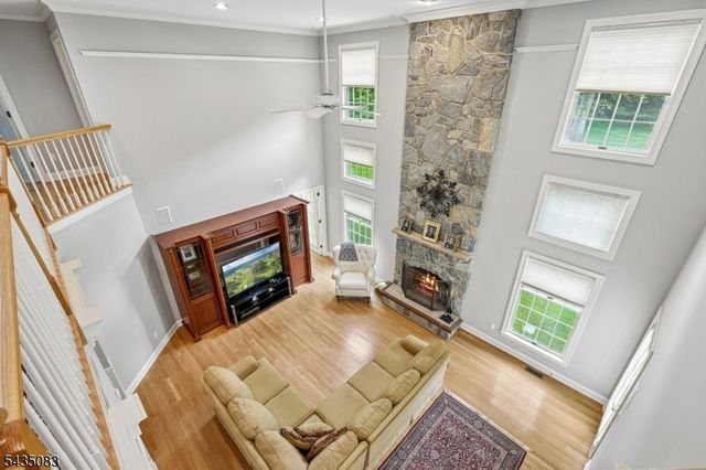 63 Emily Rd, Bernards Twp., NJ 07931