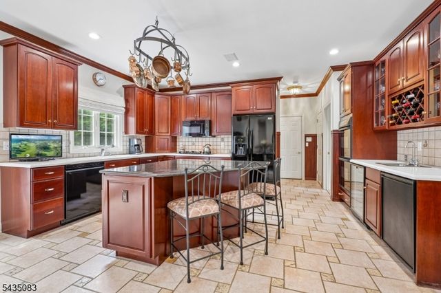 63 Emily Rd, Bernards Twp., NJ 07931