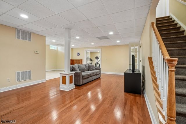 63 Emily Rd, Bernards Twp., NJ 07931