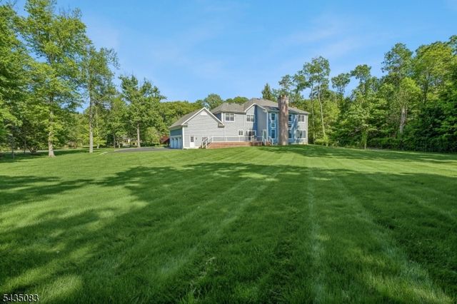 63 Emily Rd, Bernards Twp., NJ 07931