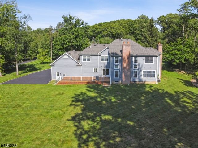 63 Emily Rd, Bernards Twp., NJ 07931